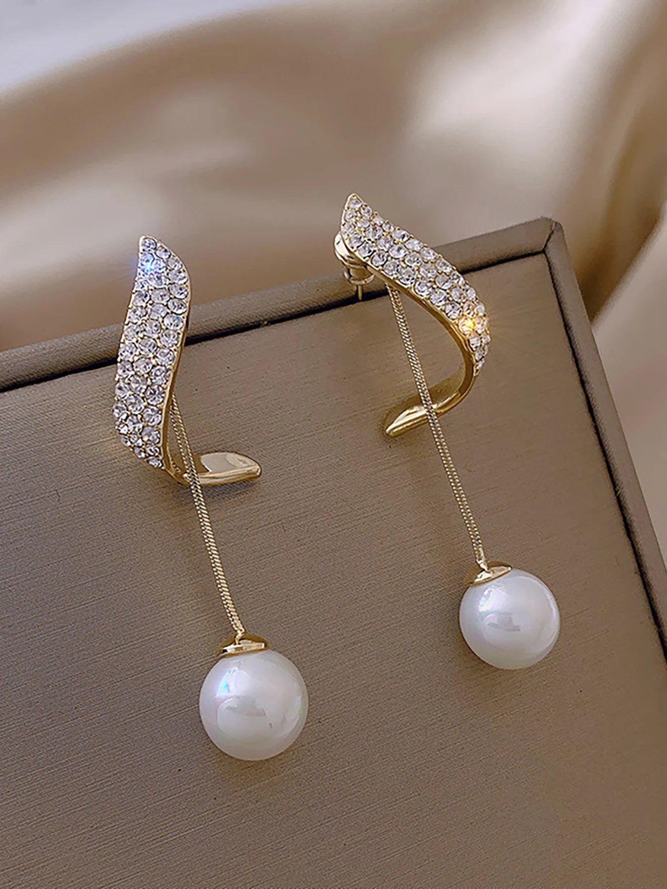 Crystal Ear Pearl Earrings